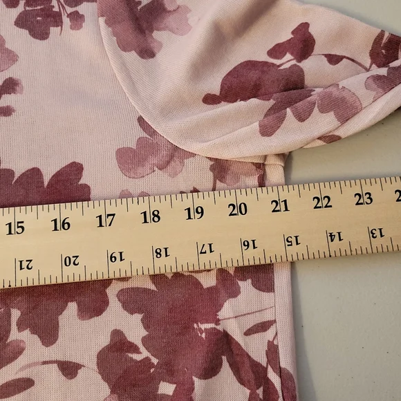 Chicos Floral Side-slit tunic  Scoop neck 3/4 Sleeve Size 2 u.s. Size L - Picture 3 of 11